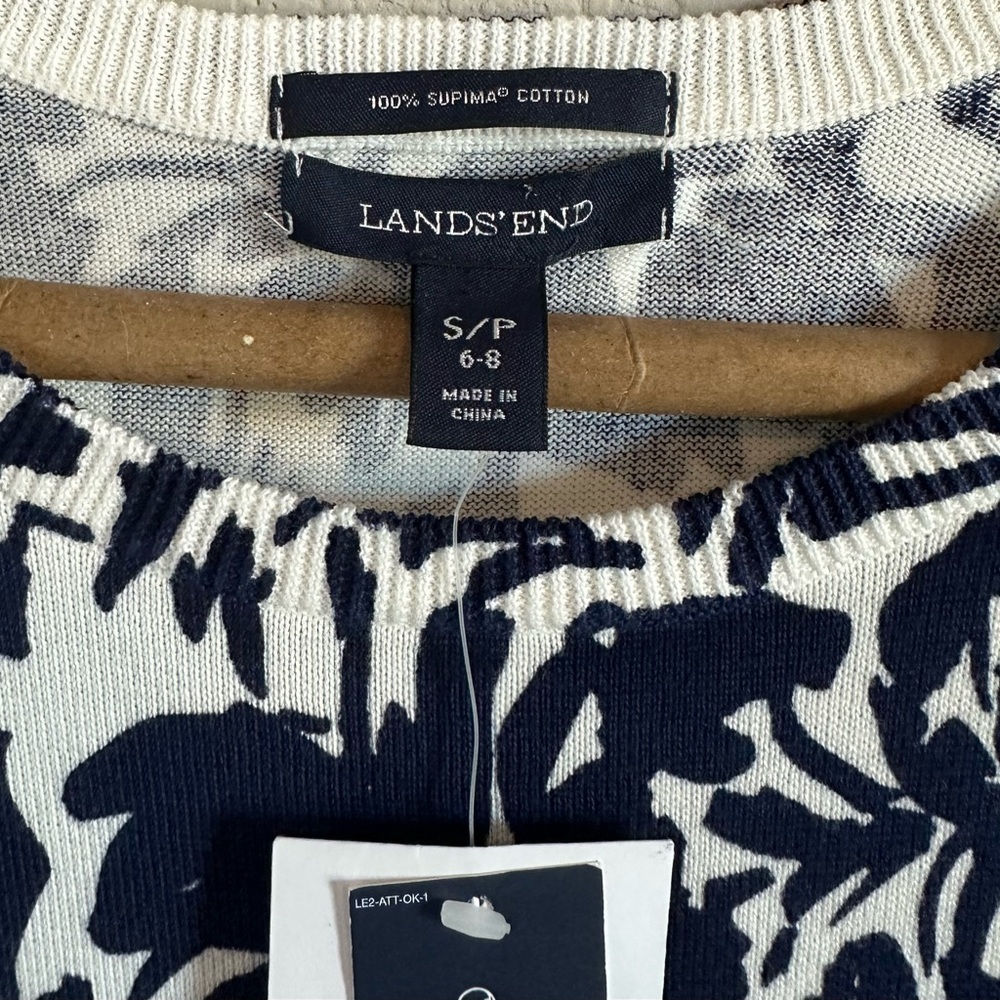 Lands' End Women's Short Sleeve Navy Floral Tee - Picture 3 of 8